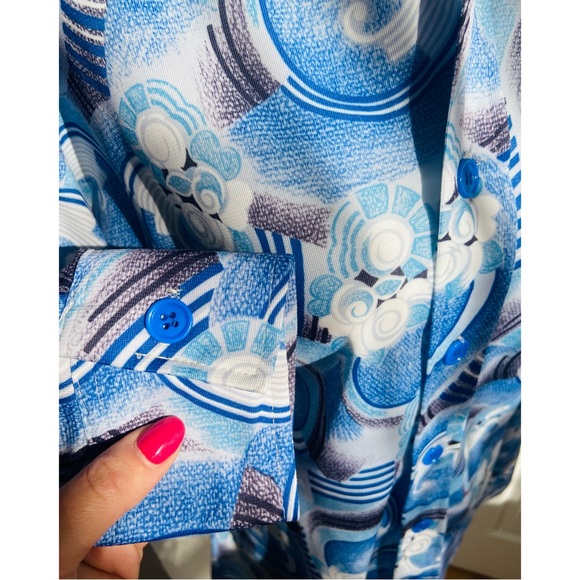 Early 70s Psychedelic Op Art Groovy Blue and Gray Polyester Button Up Shirt - Picture 3 of 7